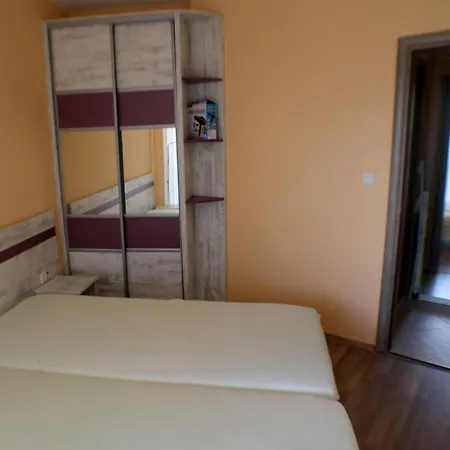 Lillies Sunny Relax Apartamento