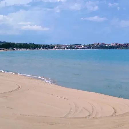 Lillies Sunny Relax Sozopol