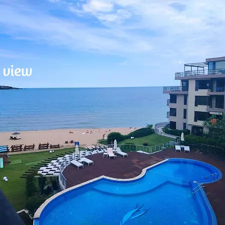 Lillies Sunny Relax 公寓 索佐波尔